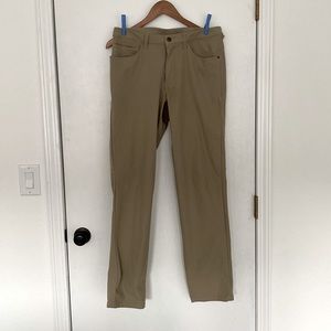 Lululemon men’s ABC Pants